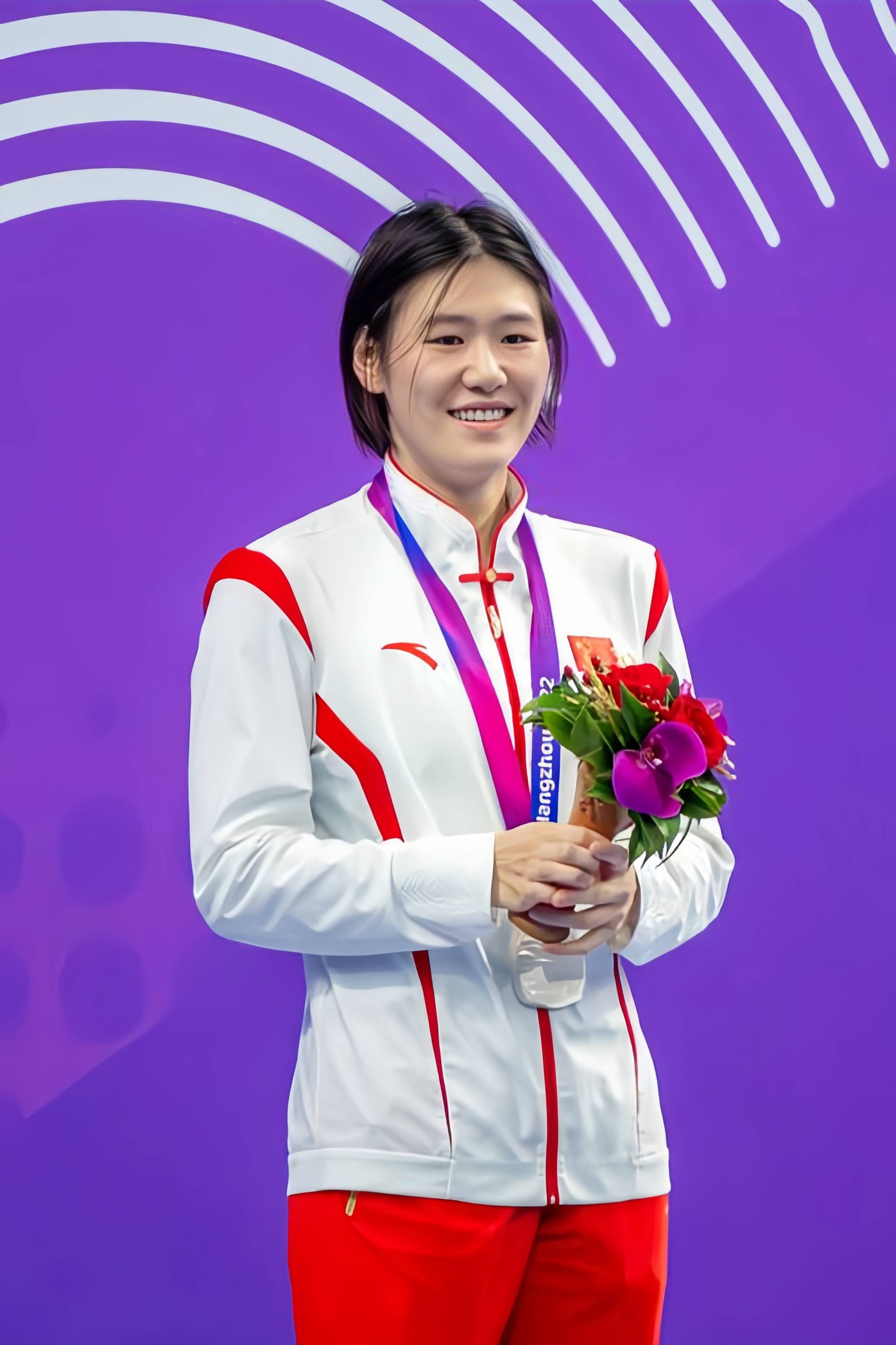 匈牙利游泳选手再获金牌，实力稳健