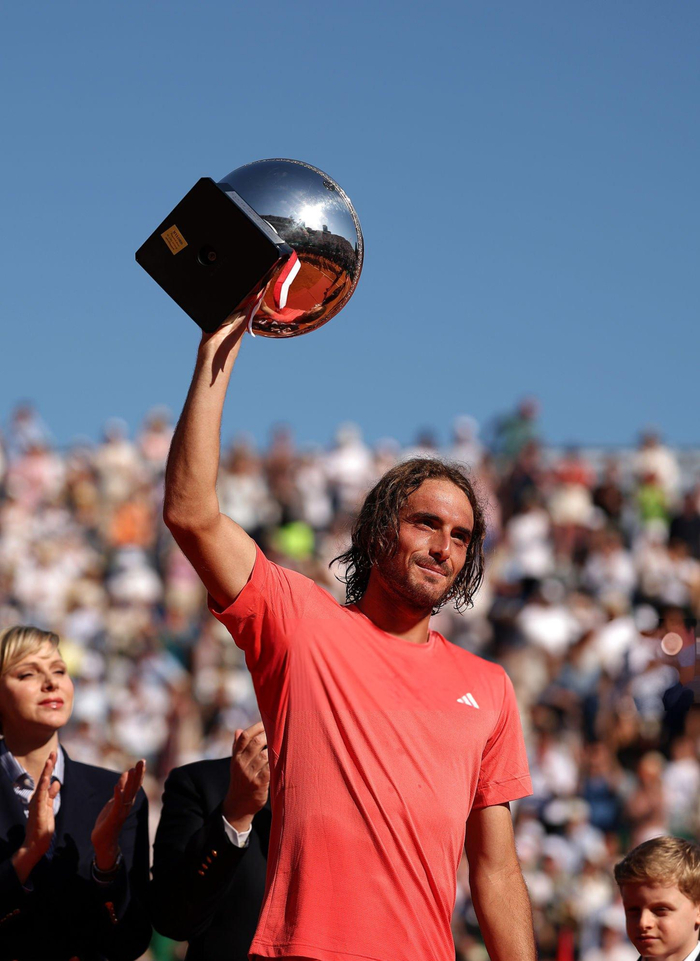 澳网翻盘戴维斯杯，西西帕斯关键制胜