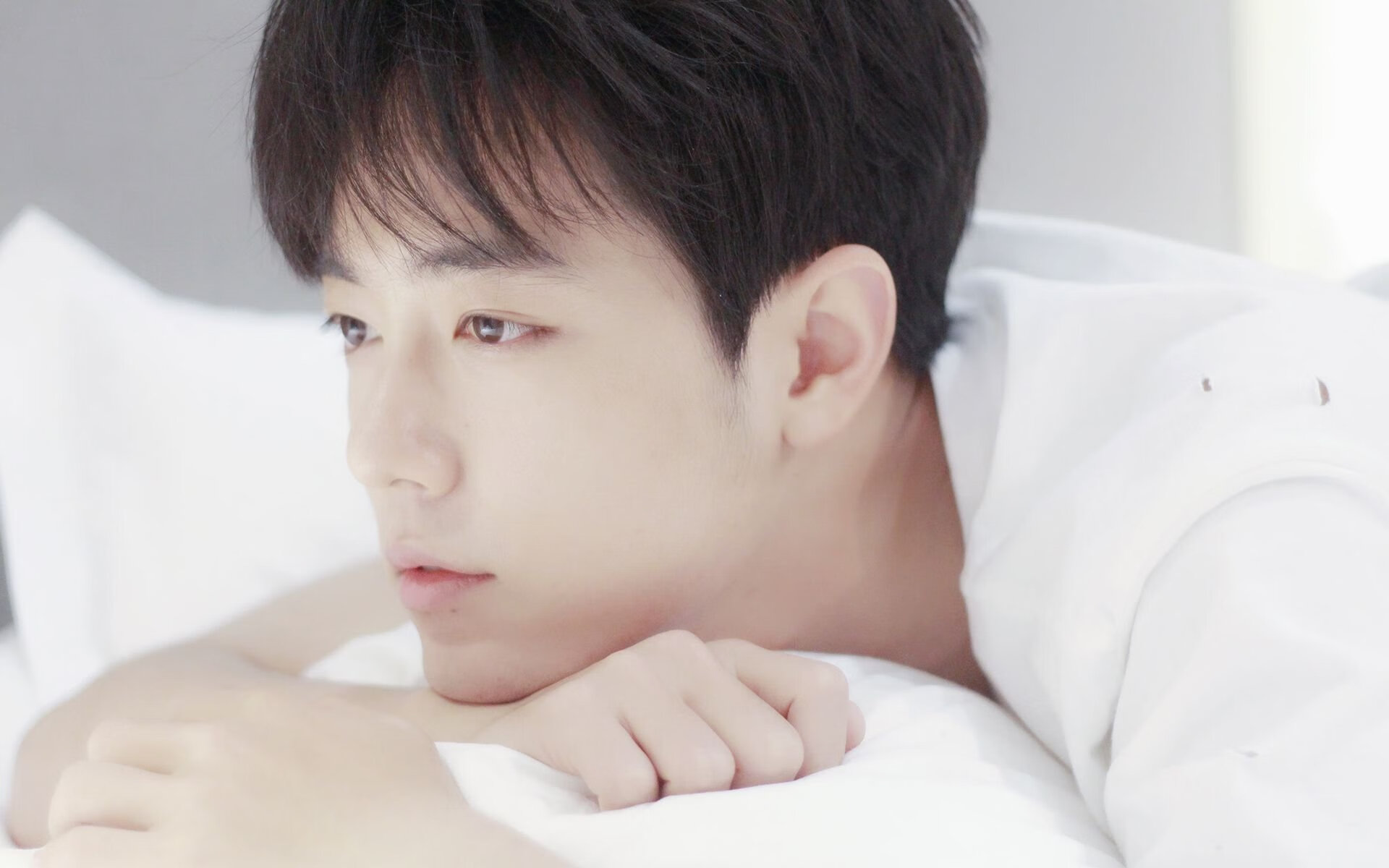 北欧寒冰与沙漠烈焰的较量，卡马文加如何在中场炼狱中编织胜利