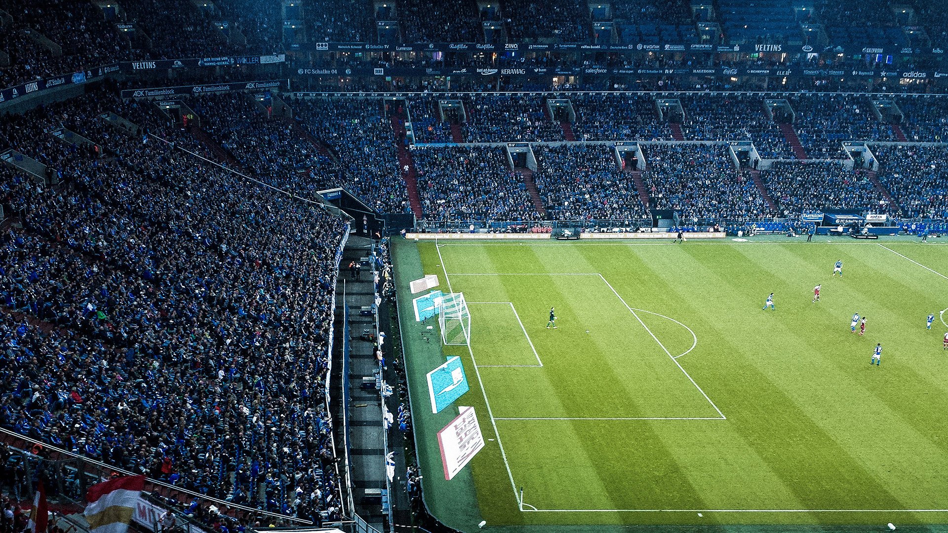 开云体育入口-以足球为疆场，从巴斯托尼的钢铁防线到爱琴海的历史对峙