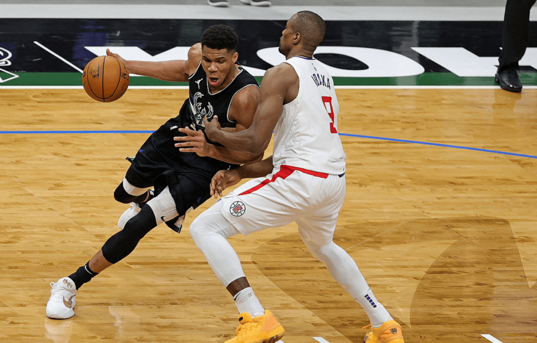 开云体育平台APP-多特蒙德硬仗取胜法国，基耶萨在世界排名争夺战接管比赛